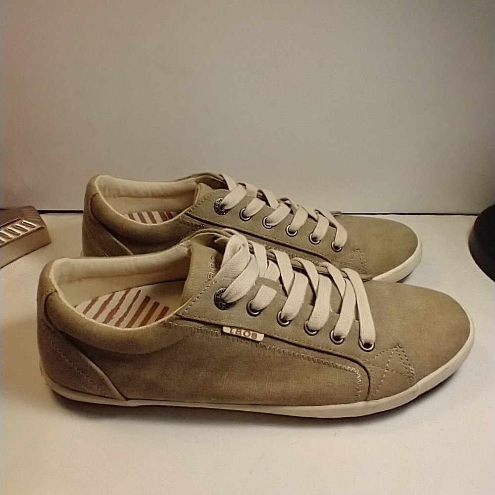 Taos Star Khaki Wash Lace Up Canvas Sneakers Shoes Women's sz 11. - Picture 2 of 11
